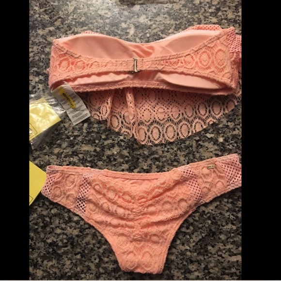 NWT Rip‎ Curl Bandeau Bikini Top + Bottom Set XS - Picture 5 of 9
